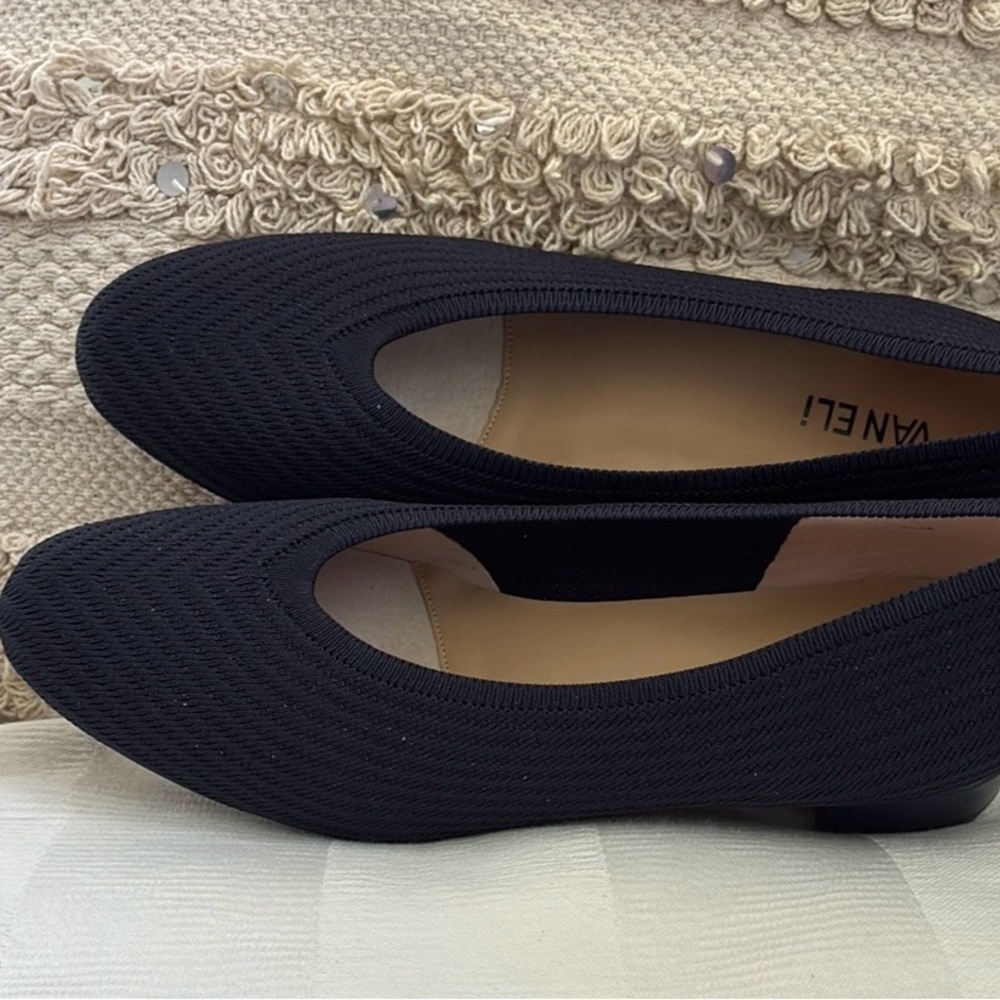VANELI VARTAN NAVY STRETCH KNIT  NEW WITHOUT BOX SIZE 11